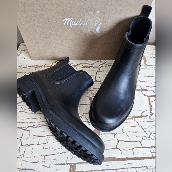 Madewell Shoes - Madewell 8 Black Chelsea Rain Boots Excellent Condition